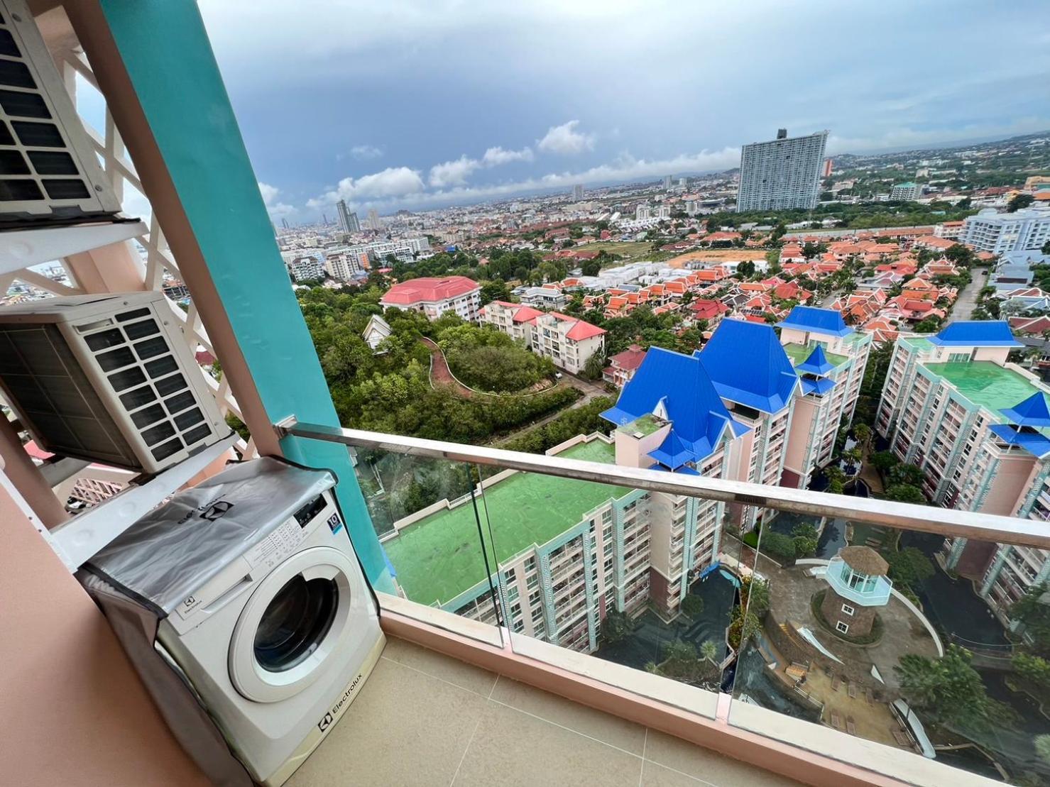 Aparthotel Grande Cariibbean Pattaya By Thita Extérieur photo